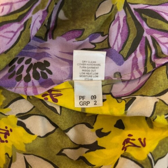 St. John Women Silk Top Sz 4 Button Floral Purple Ruffle Old Money Quiet Luxury - Picture 5 of 9